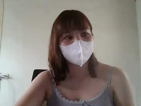 Snapshot of Angela-Eira chatting on April 7, 2026, 9:10 am Angela-Eira online show from April 7, 2026, 9:10 am