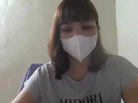 Snapshot of Angela-Eira chatting on April 16, 2026, 9:39 pm Angela-Eira online show from April 16, 2026, 9:39 pm