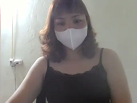 Snapshot of Angela-Eira chatting on May 2, 2026, 7:19 pm Angela-Eira online show from May 2, 2026, 7:19 pm
