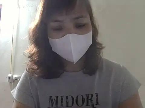 Snapshot of Angela-Eira chatting on May 16, 2026, 9:35 pm Angela-Eira online show from May 16, 2026, 9:35 pm