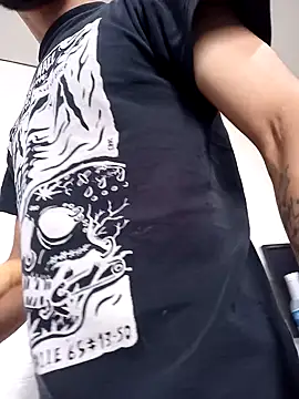 weedmanhot28 online show from March 2, 2025, 5:25 pm