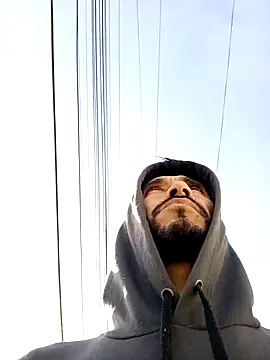 weedmanhot28 online show from October 19, 2025, 11:33 am