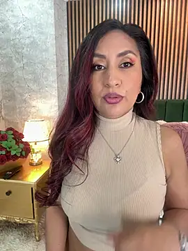 Snapshot of MonicaMoret chatting on February 24, 2026, 12:47 pm MonicaMoret online show from February 24, 2026, 12:47 pm