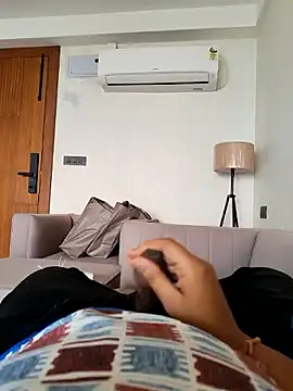 Snapshot of 143n143143 chatting on November 20, 2025, 10:48 am 143n143143 online show from November 20, 2025, 10:48 am