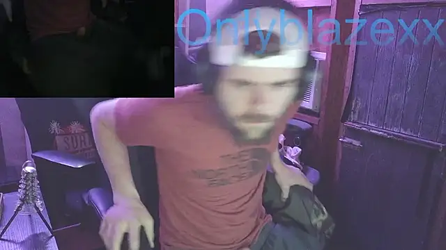 OnlyBlazexx online show from January 18, 2026, 7:01 am