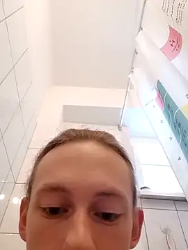 Snapshot of Dudetime chatting on September 17, 2025, 8:49 am Dudetime online show from September 17, 2025, 8:49 am