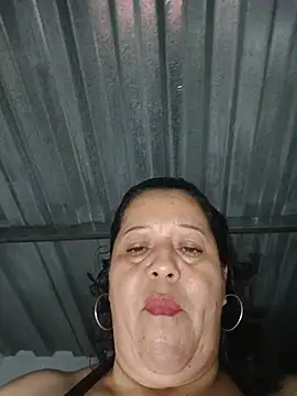 Snapshot of Fulopp15 chatting on June 24, 2026, 2:05 pm Fulopp15 online show from June 24, 2026, 2:05 pm
