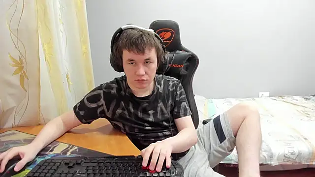 iliaskrislove online show from February 7, 2026, 11:52 pm