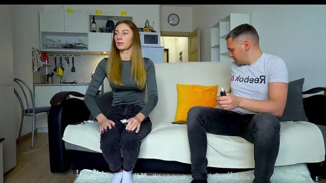 Snapshot of littlesweettifany chatting on October 13, 2025, 11:10 am littlesweettifany online show from October 13, 2025, 11:10 am