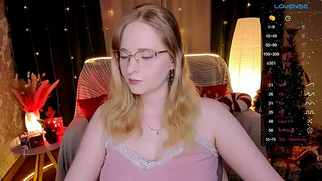 Aemilia  online show from December 16, 2025, 8:19 am