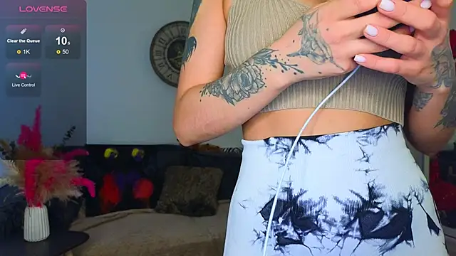 Snapshot of babilonian chatting on February 15, 2025, 12:43 pm babilonian online show from February 15, 2025, 12:43 pm