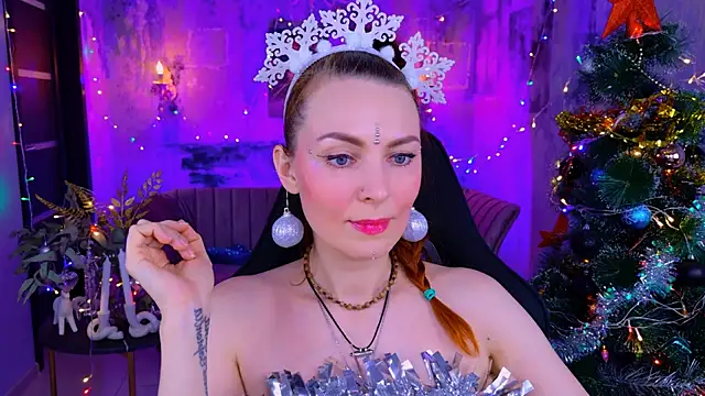 VandaRossi online show from December 30, 2024, 11:15 am