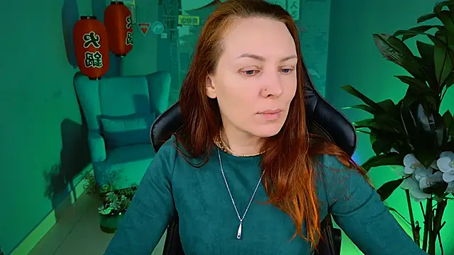 VandaRossi online show from February 5, 2025, 5:09 am