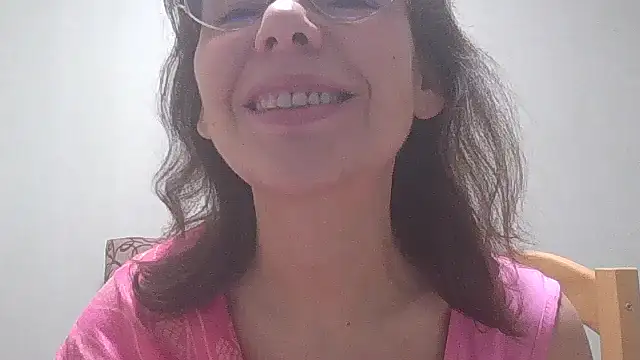 Snapshot of HollyJewel chatting on January 10, 2025, 4:41 pm HollyJewel online show from January 10, 2025, 4:41 pm