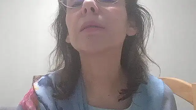 Snapshot of HollyJewel chatting on January 23, 2025, 4:48 pm HollyJewel online show from January 23, 2025, 4:48 pm