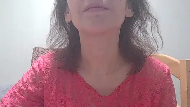 Snapshot of HollyJewel chatting on February 7, 2025, 5:51 pm HollyJewel online show from February 7, 2025, 5:51 pm