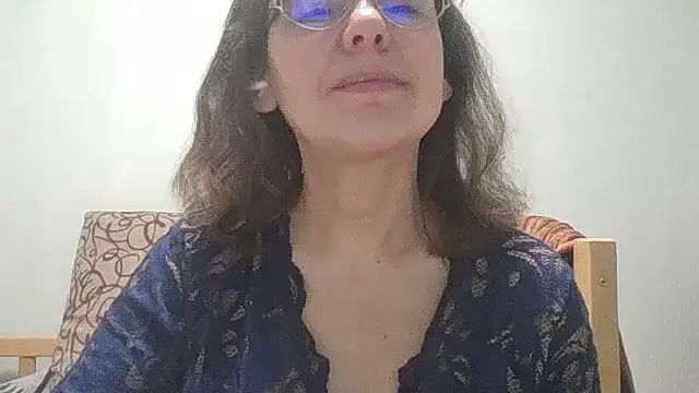 Snapshot of HollyJewel chatting on March 14, 2026, 7:08 pm HollyJewel online show from March 14, 2026, 7:08 pm