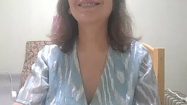 Snapshot of HollyJewel chatting on March 19, 2026, 5:06 pm HollyJewel online show from March 19, 2026, 5:06 pm