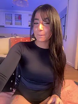 ZoeZayd online show from April 12, 2026, 6:13 pm