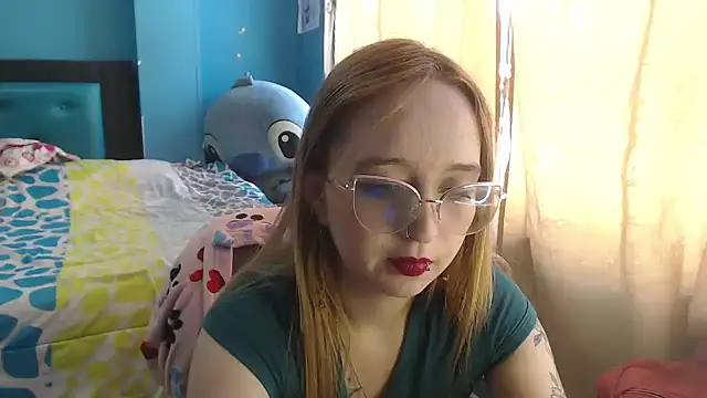 Snapshot of Liaroberts1 chatting on February 1, 2025, 3:07 pm Liaroberts1 online show from February 1, 2025, 3:07 pm