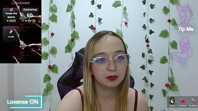 Liaroberts1 online show from February 13, 2026, 2:40 am