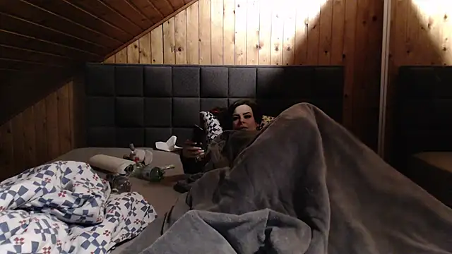 BoeseMoni1998 online show from February 4, 2025, 8:06 pm