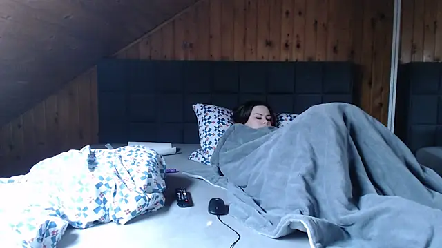 BoeseMoni1998 online show from February 15, 2025, 11:39 am