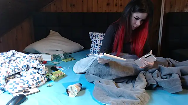 BoeseMoni1998 online show from February 28, 2025, 8:20 am