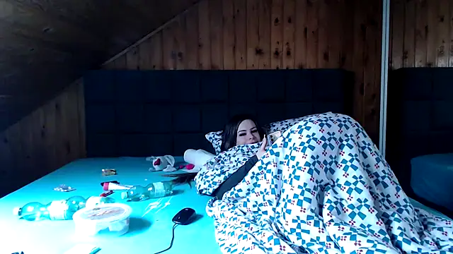 BoeseMoni1998 online show from March 12, 2025, 11:09 am