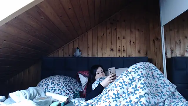 BoeseMoni1998 online show from October 15, 2025, 8:14 am