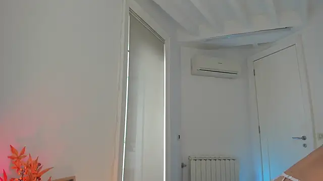 GoodGirll2133 online show from September 30, 2025, 9:25 am