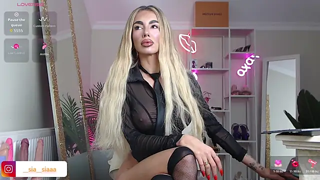 Snapshot of ArianaArianna chatting on February 23, 2026, 9:17 am ArianaArianna online show from February 23, 2026, 9:17 am