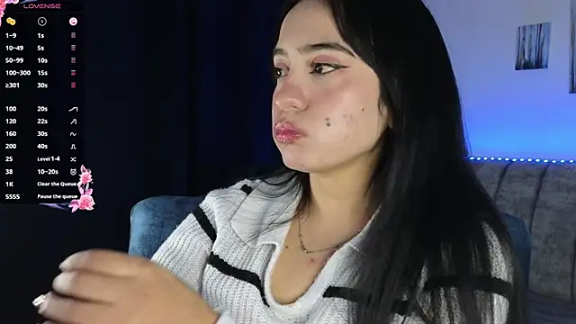 ZaraDames  online show from October 31, 2025, 2:56 am