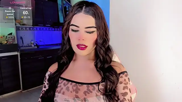 Snapshot of LittleEmmaa chatting on March 12, 2026, 3:29 pm LittleEmmaa online show from March 12, 2026, 3:29 pm