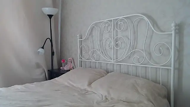 ShyEvaa online show from March 22, 2025, 7:57 am