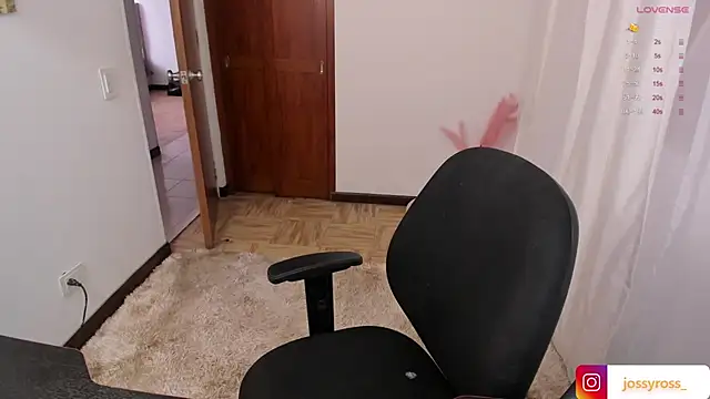 Victoryyy  online show from March 8, 2025, 8:46 pm