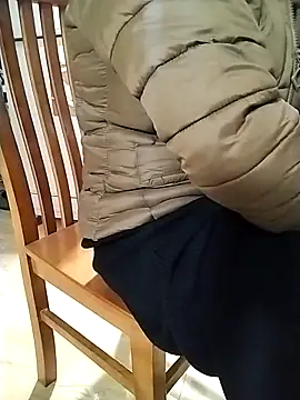 Snapshot of Zane_Natha chatting on February 4, 2026, 12:11 pm Zane Natha online show from February 4, 2026, 12:11 pm