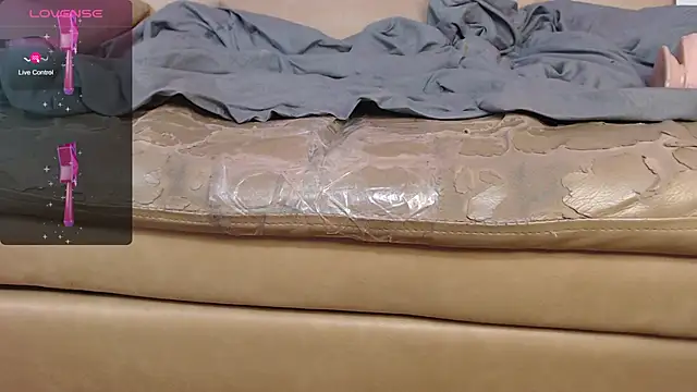 Susy thomson online show from January 16, 2025, 1:37 am