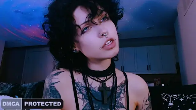 Snapshot of NaughtyLittleFox chatting on May 13, 2026, 4:43 am NaughtyLittleFox online show from May 13, 2026, 4:43 am