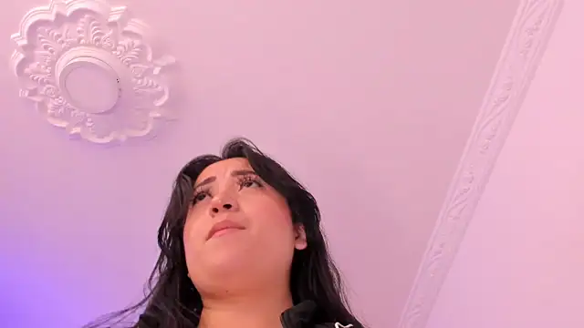 shanel taylor online show from February 21, 2025, 2:17 am