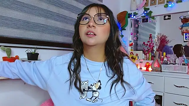 Littlerouse  online show from January 25, 2025, 5:18 am