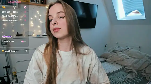 violet blue eyes online show from April 15, 2026, 1:07 pm