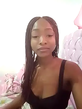 Nicole Colette  online show from December 21, 2024, 12:38 pm