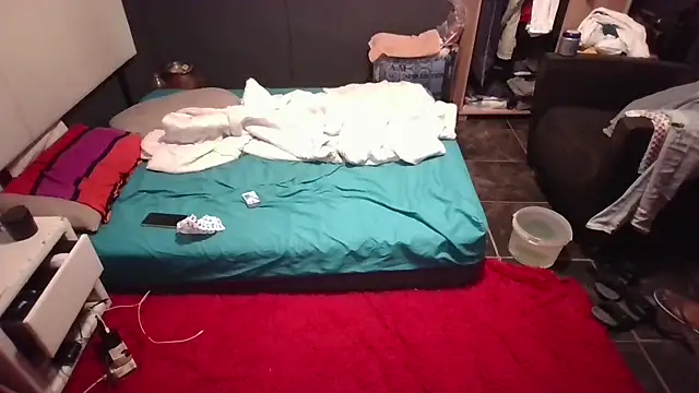 Snapshot of THEEBOSSTEE chatting on November 6, 2025, 6:31 pm THEEBOSSTEE online show from November 6, 2025, 6:31 pm