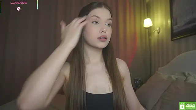  Eva Lee online show from October 27, 2025, 1:48 pm