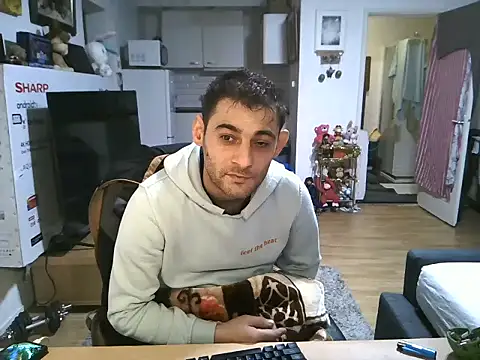 mihaimichael online show from November 21, 2025, 12:10 am