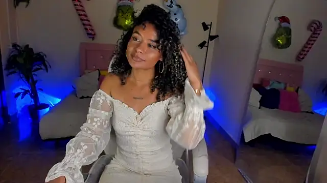 keyla roberts777 online show from December 29, 2024, 7:22 pm