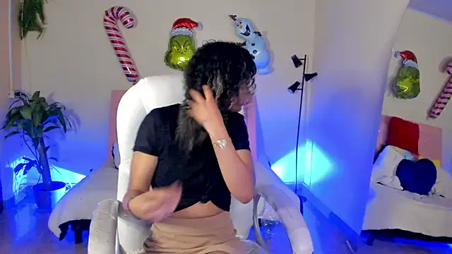 keyla roberts777 online show from December 30, 2024, 7:53 pm