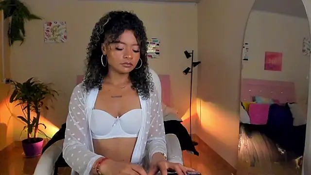 keyla roberts777 online show from January 5, 2025, 3:32 am