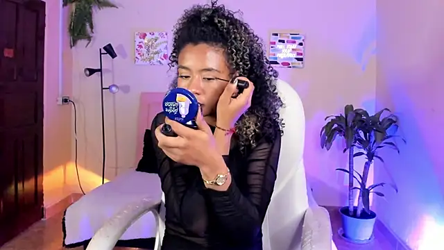 keyla roberts777 online show from January 27, 2025, 7:24 pm